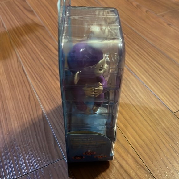 WowWee Fingerlings~ Kelsey the baby Sloth & Mia the baby Monkey - Picture 11 of 12